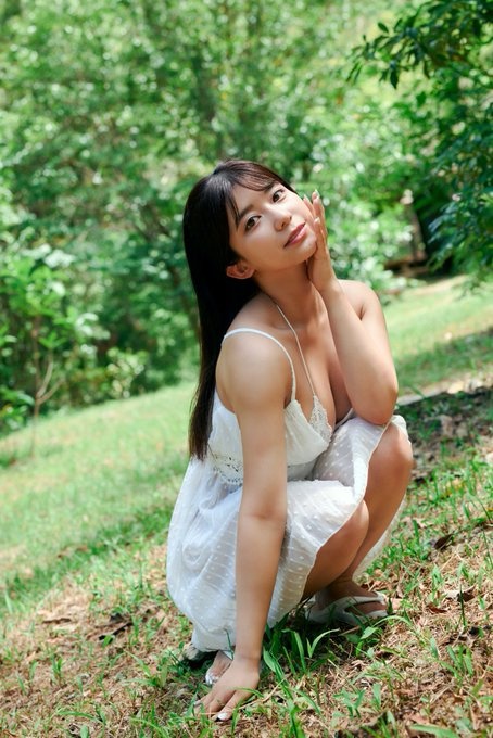 川越仁子