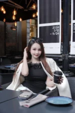 台北定點茶-梁恩智/160/42/?/F